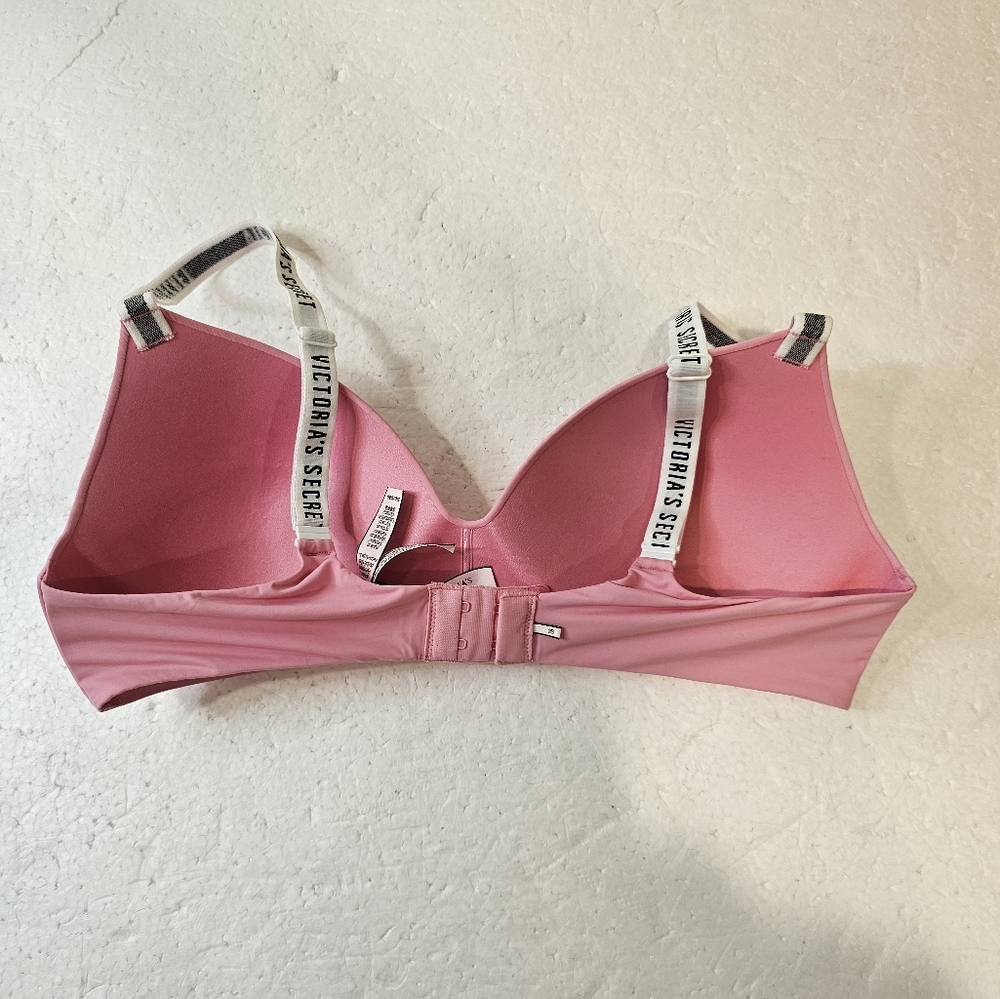 SOLD To @ronlee568 Victoria Secrets Bra - Picture 2 of 6